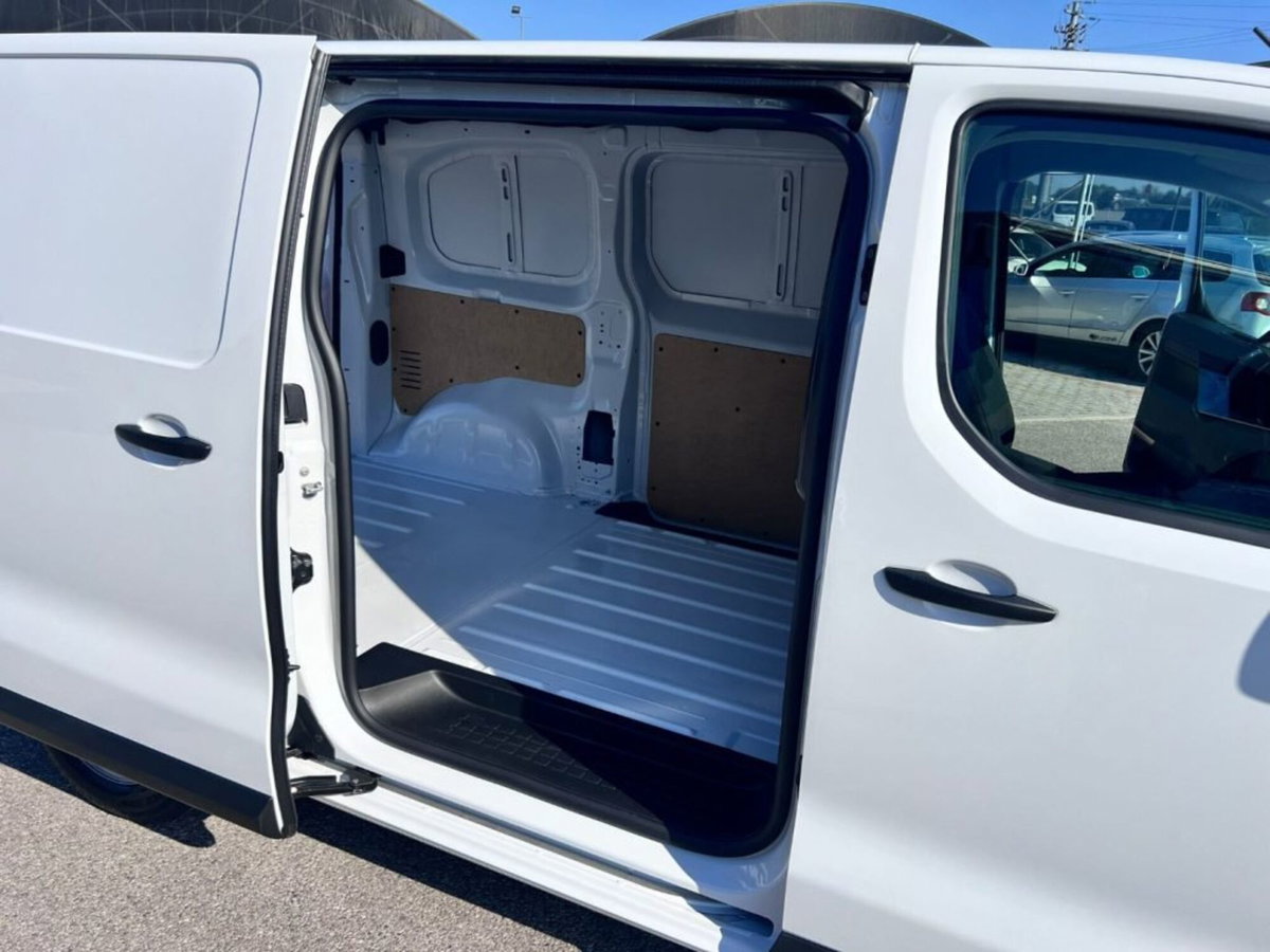 Fiat Scudo Furgone ce 1.5 bluehdi 120cv L3H1 (19)