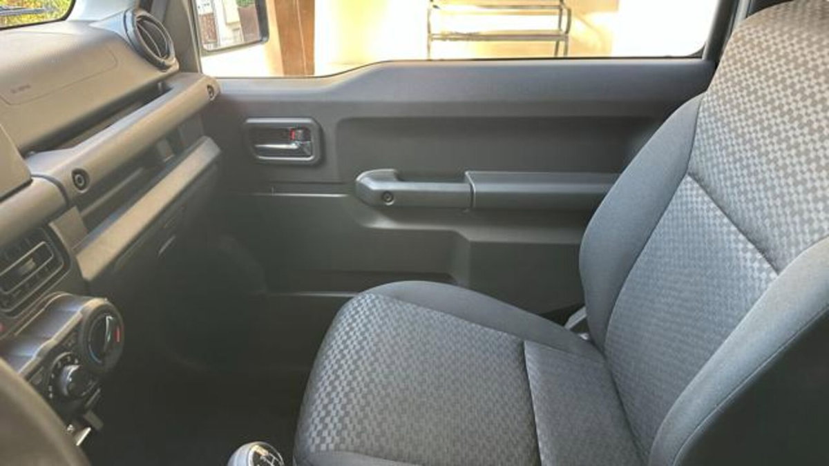 Suzuki Jimny 1.5 Pro 4wd allgrip (11)