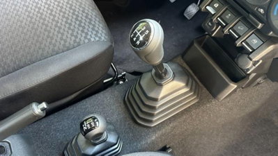 Suzuki Jimny 1.5 Pro 4wd allgrip (16)