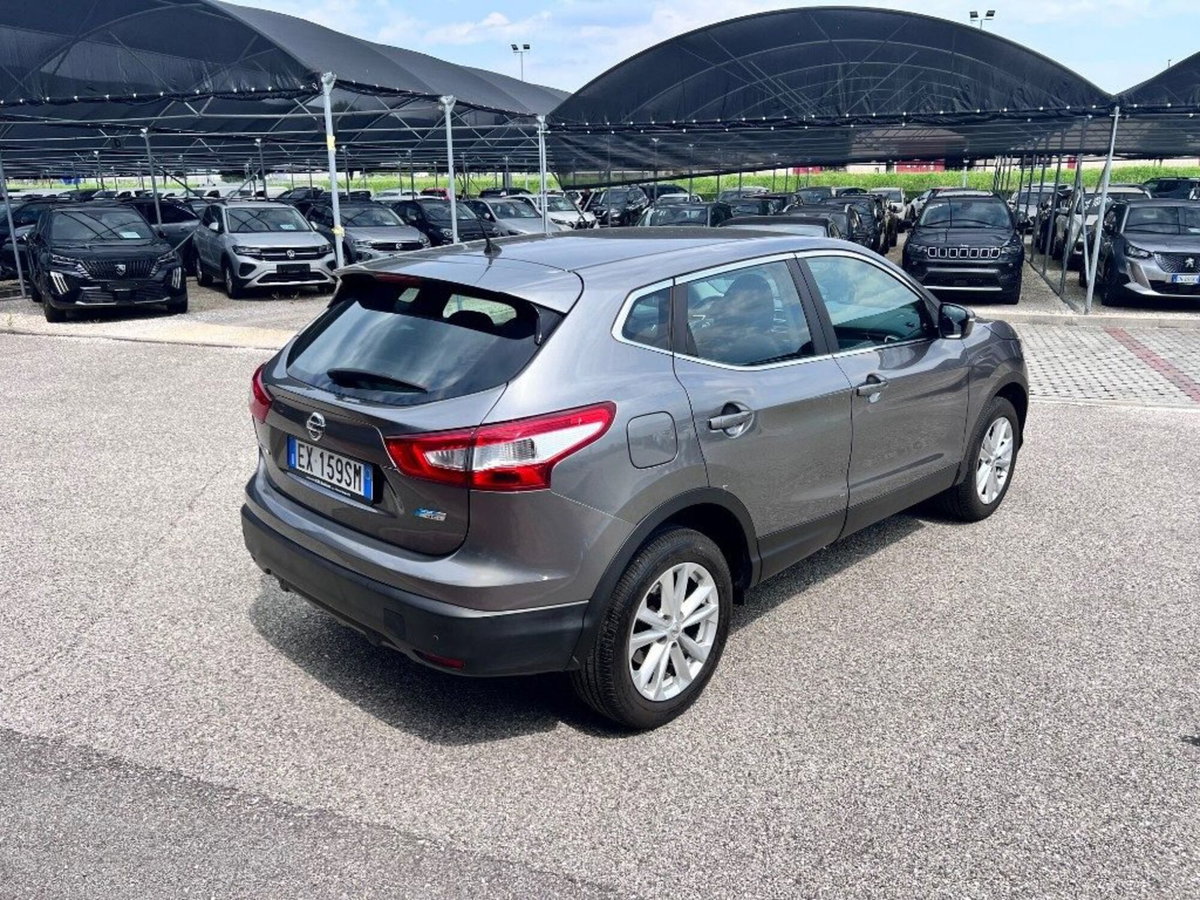 Nissan Qashqai 1.5 dCi Acenta (3)
