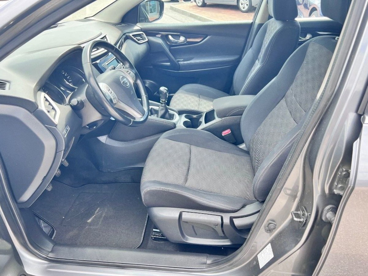 Nissan Qashqai 1.5 dCi Acenta (4)