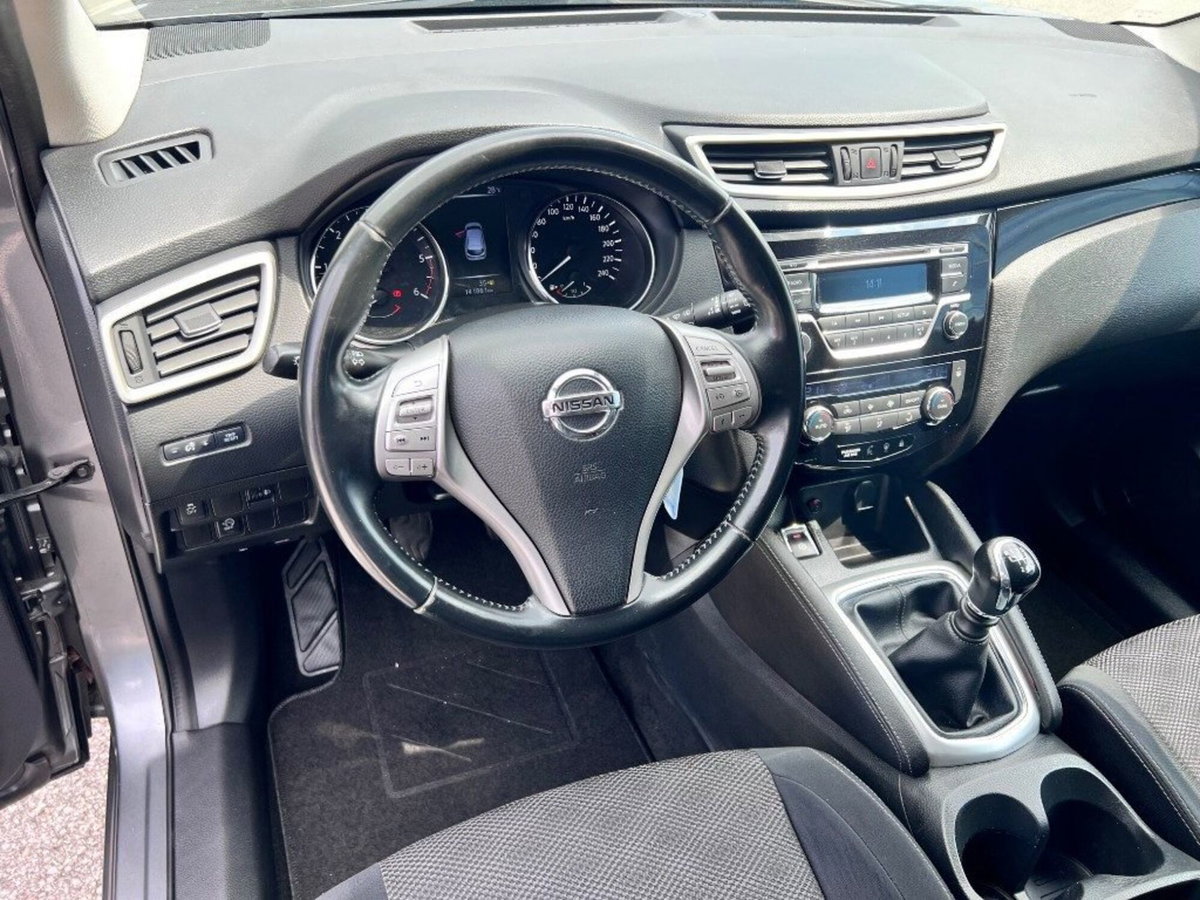 Nissan Qashqai 1.5 dCi Acenta (8)