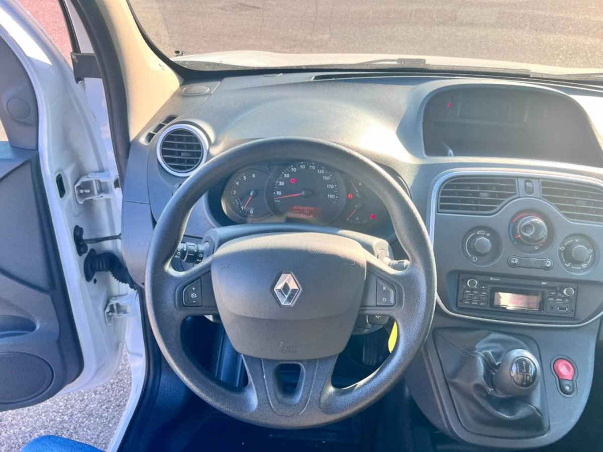 Renault Kangoo 1.5 dCi 90CV F.AP. 4p. Express Maxi Combi Ice (10)