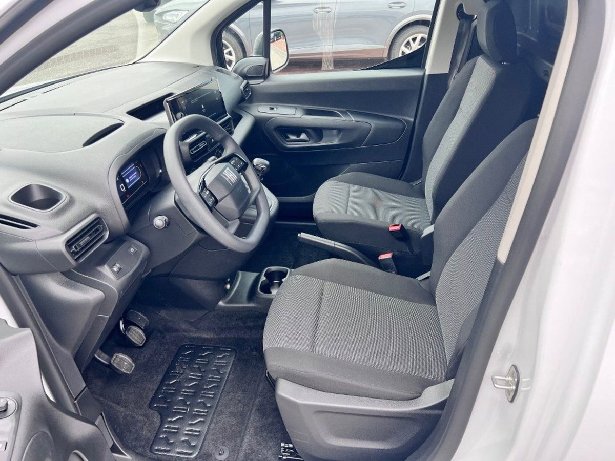 Fiat Doblò Furgone van XL 1.5 diesel 100cv (5)