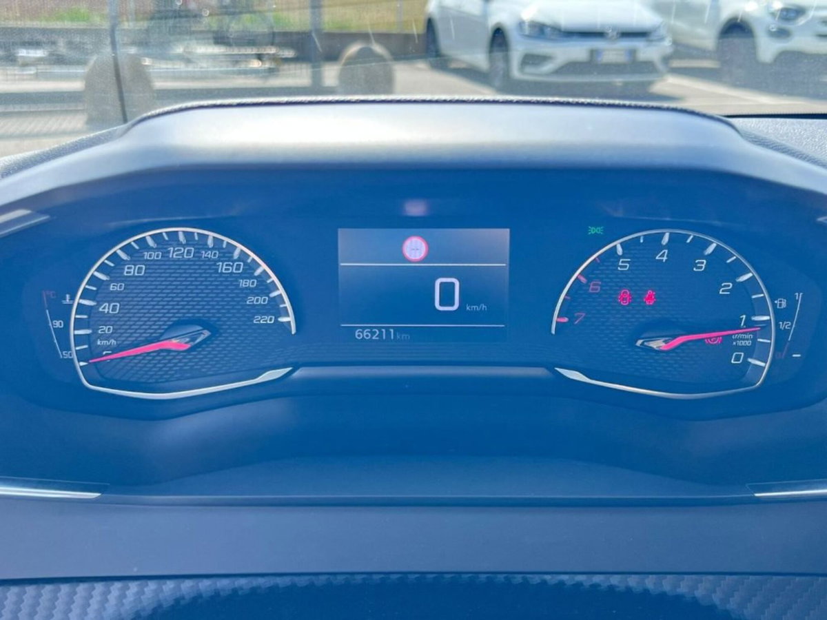 Peugeot 208 PureTech 75 Stop&Start 5 porte Active (11)