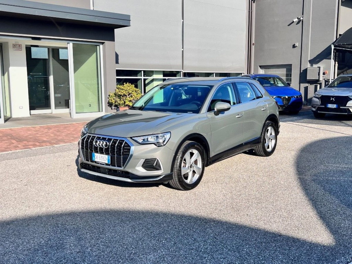 Audi Q3 35 TDI quattro S tronic Business Advanced