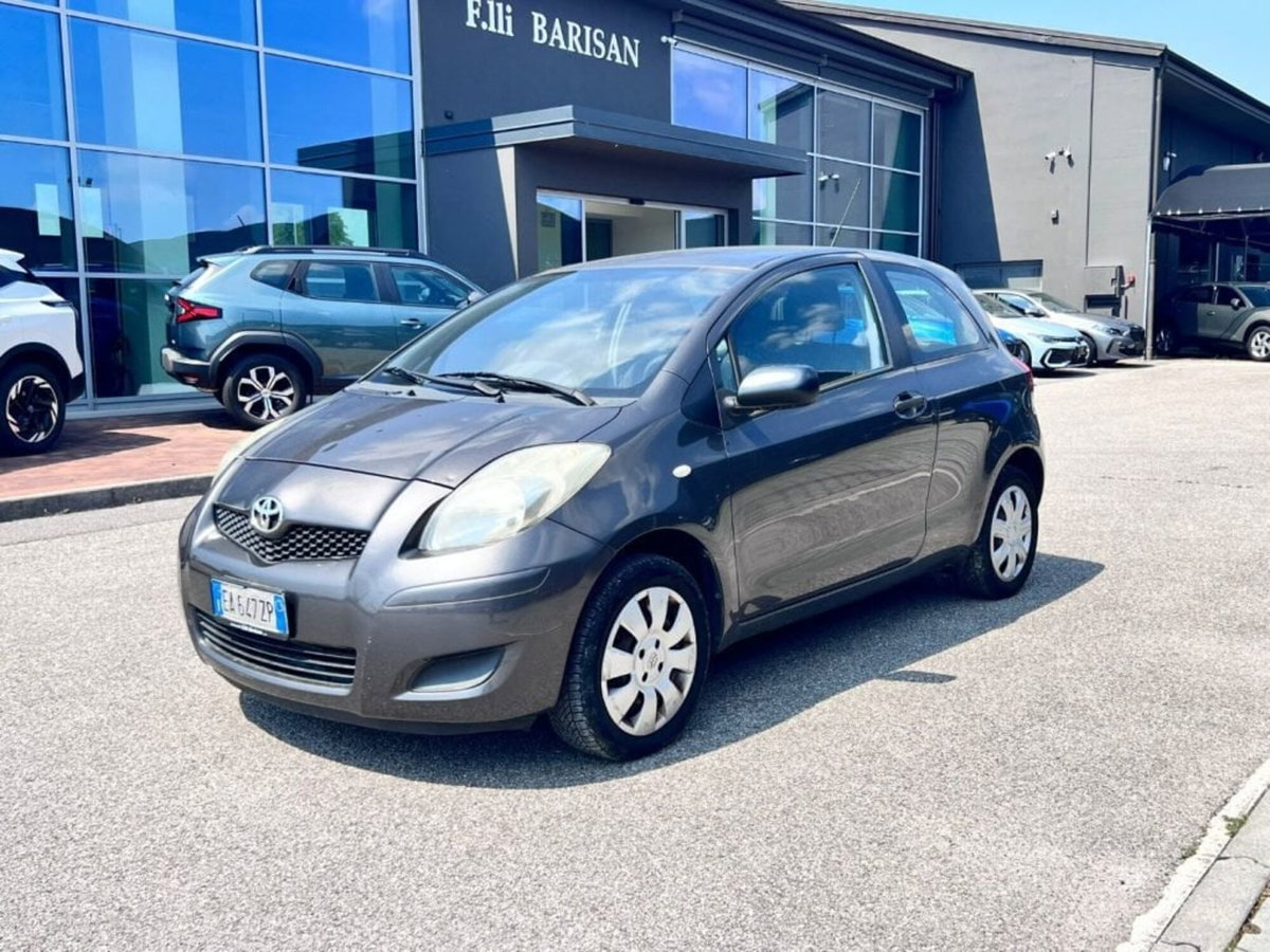 Toyota Yaris 1.0 3 porte