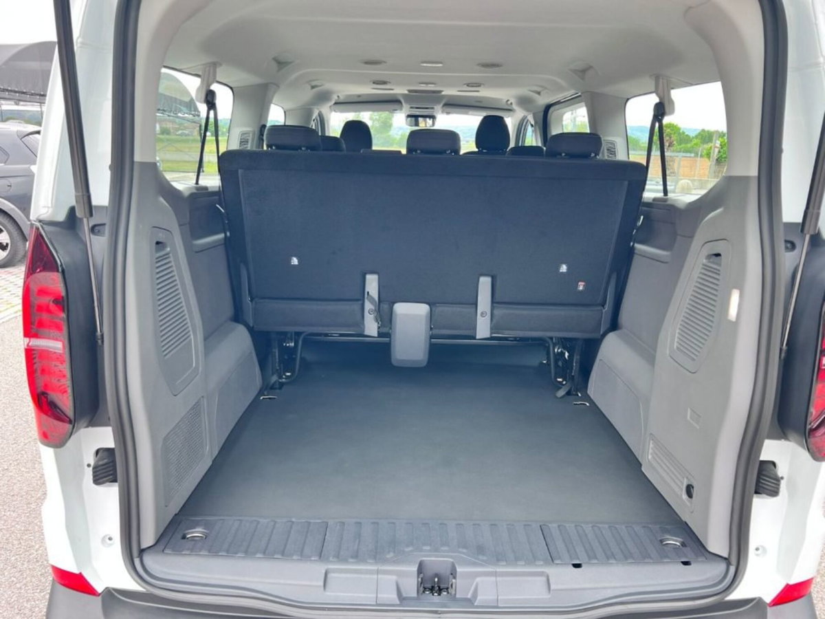 Volkswagen Veicoli Commerciali Caravelle Caravelle 2.0 tdi 110cv Life L2 (9)
