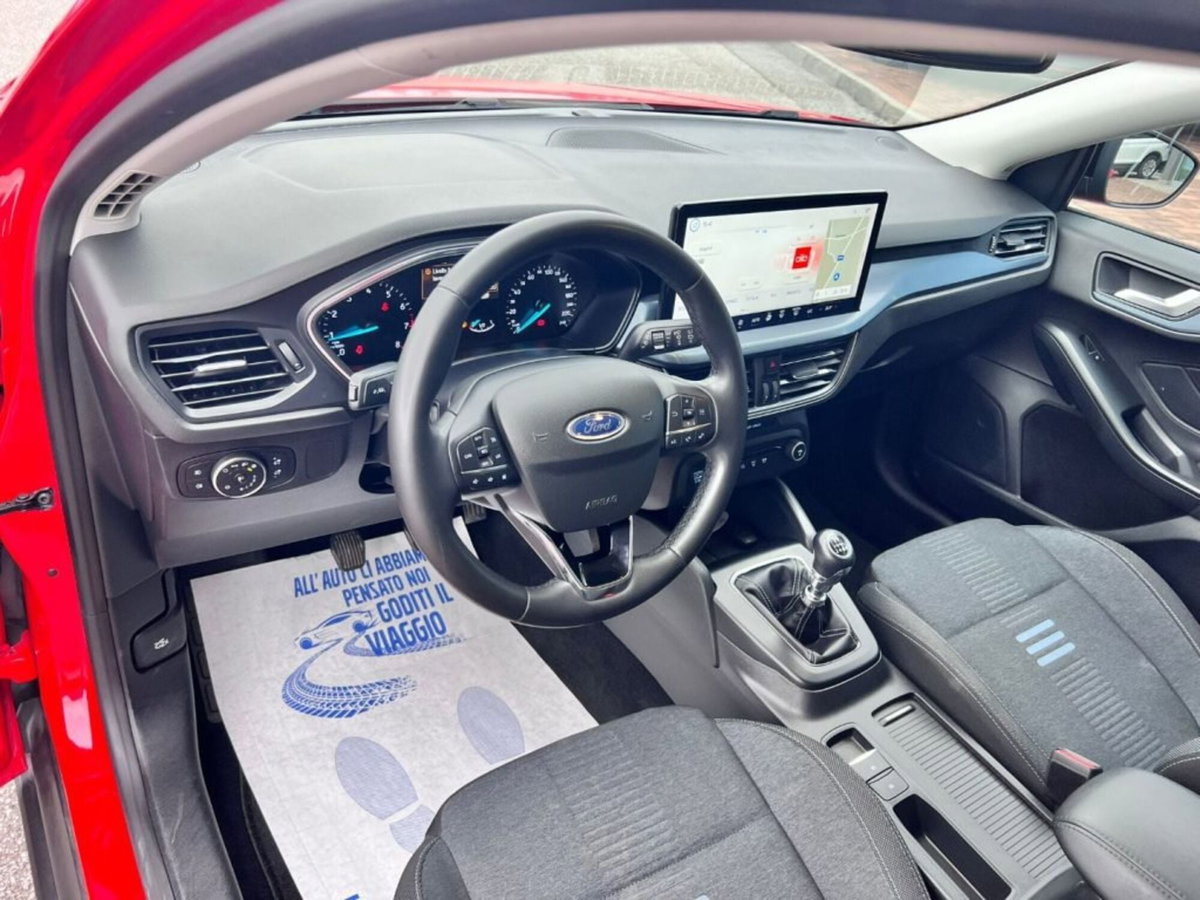 Ford Focus Station Wagon 1.0 EcoBoost Hybrid 125 CV SW Active (17)