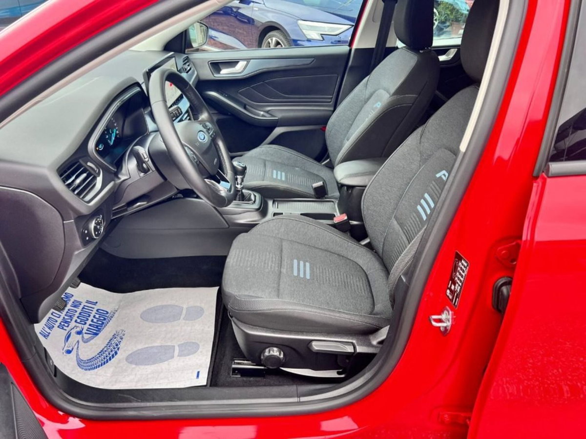 Ford Focus Station Wagon 1.0 EcoBoost Hybrid 125 CV SW Active (5)