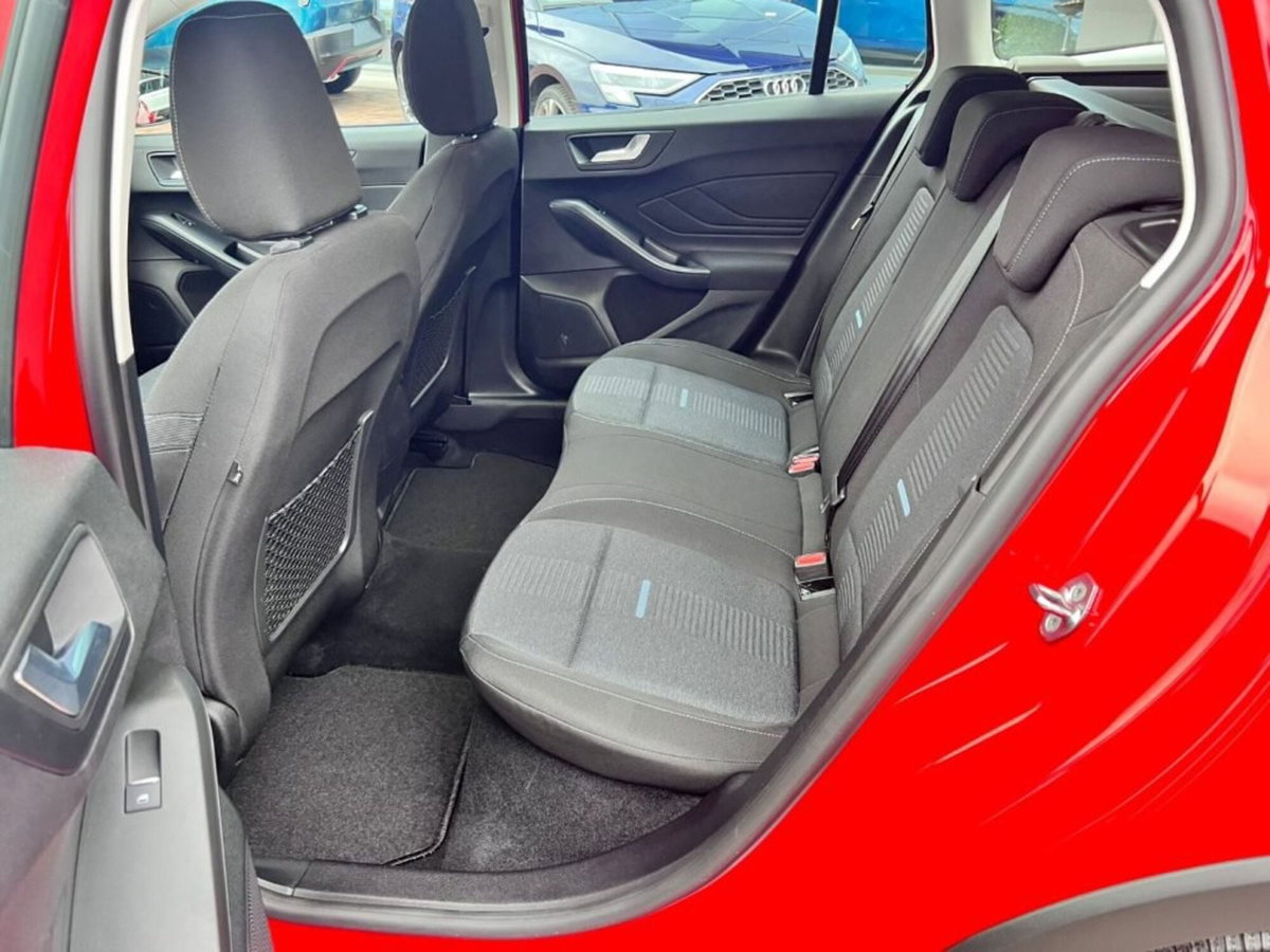 Ford Focus Station Wagon 1.0 EcoBoost Hybrid 125 CV SW Active (7)
