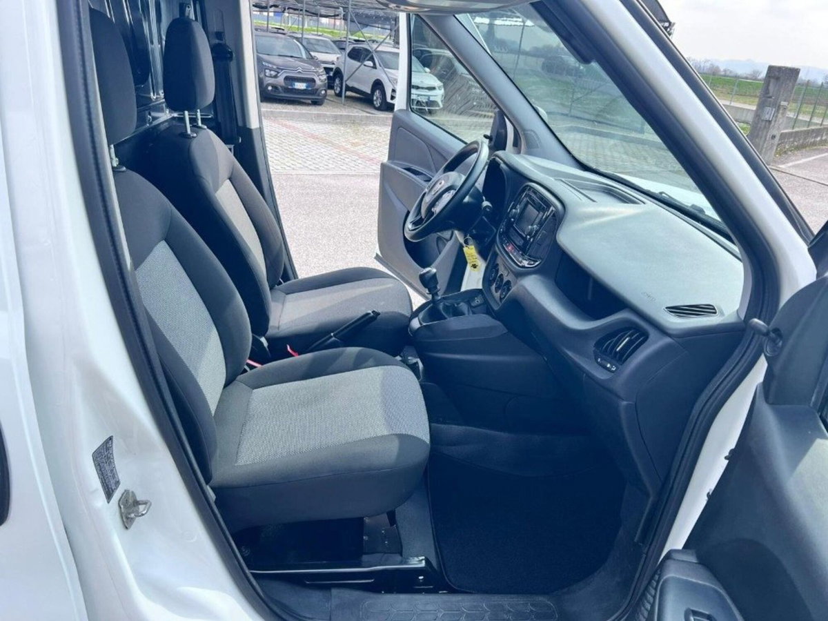 Fiat Doblò Furgone 1.6 MJT 105CV PL-TA Cargo Maxi XL Lamierato (6)