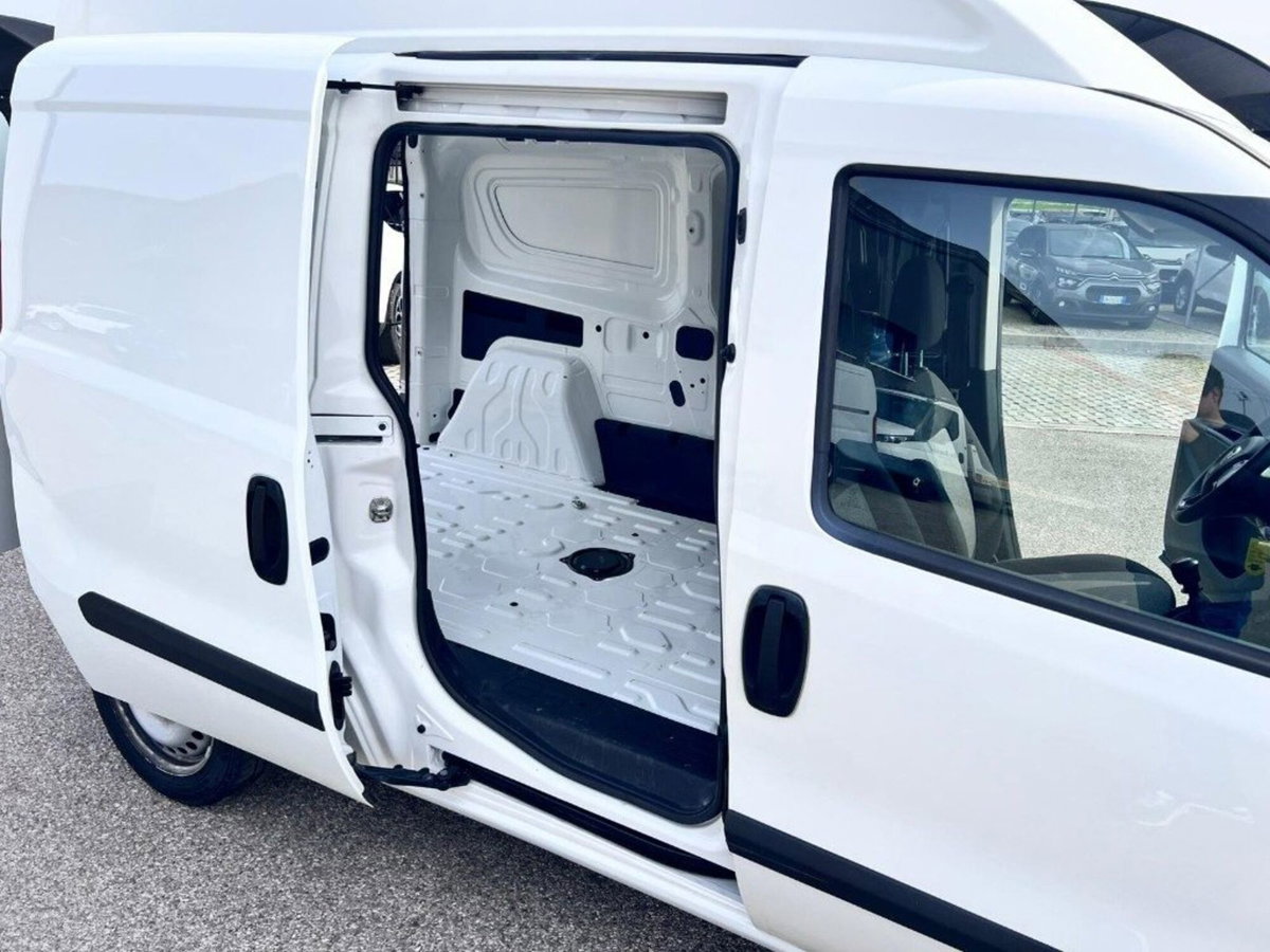Fiat Doblò Furgone 1.6 MJT 105CV PL-TA Cargo Maxi XL Lamierato (8)