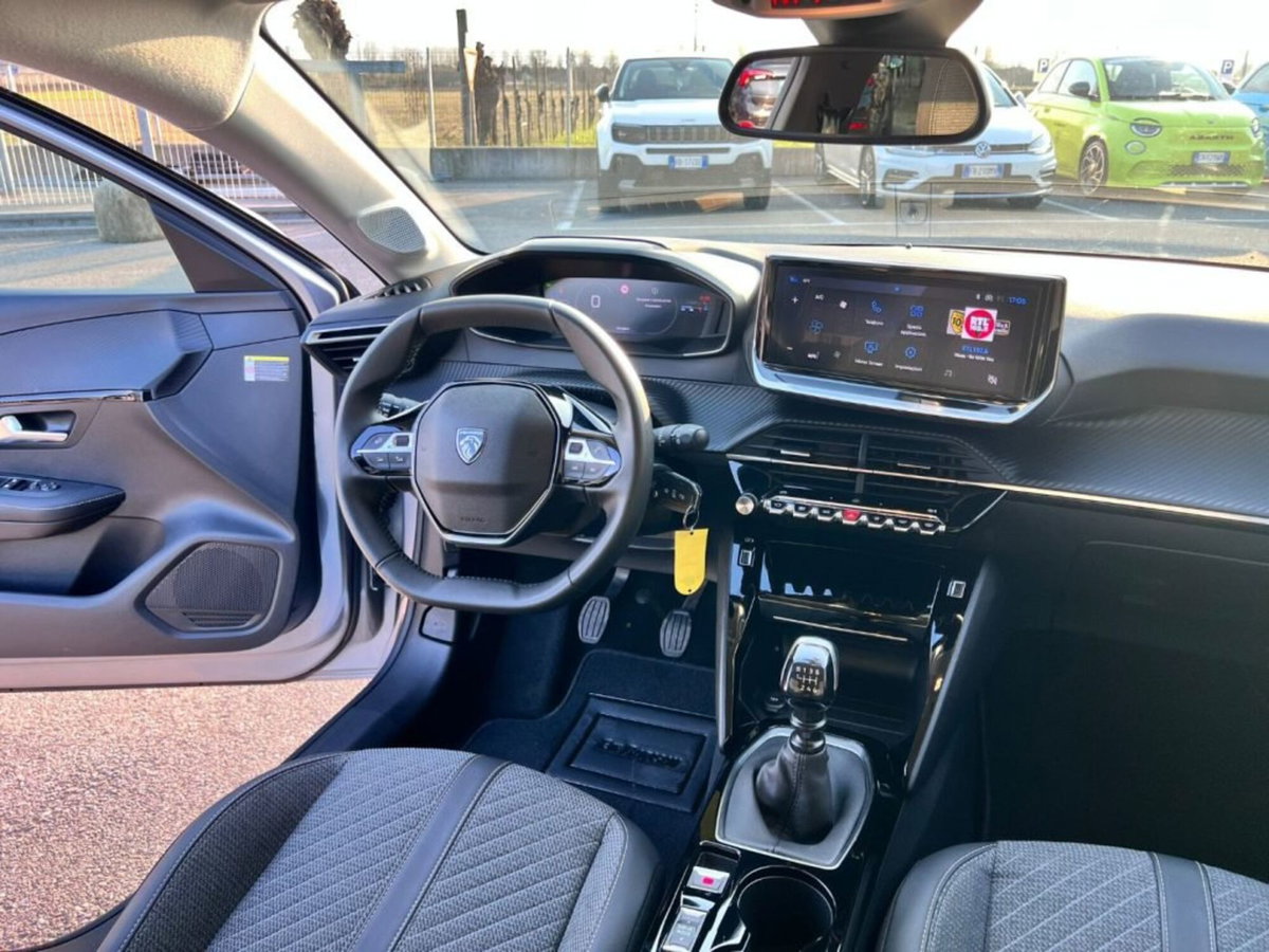 Peugeot 208 PureTech 100 Stop&Start 5 porte Allure (10)