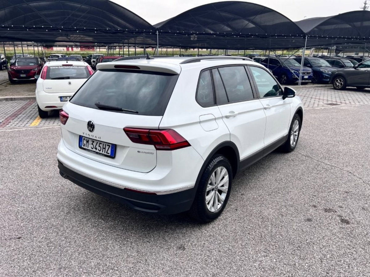 Volkswagen Tiguan 1.4 TSI eHYBRID DSG Life (3)