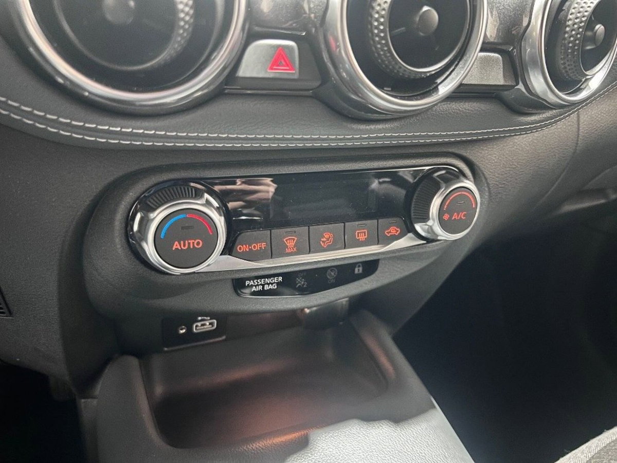 Nissan Juke 1.0 dig-t N-Connecta 114cv (11)