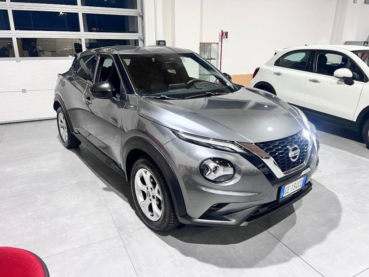 Nissan Juke 1.0 dig-t N-Connecta 114cv (2)