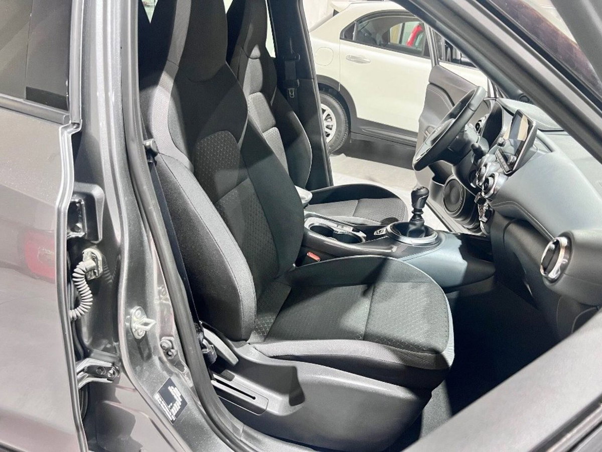 Nissan Juke 1.0 dig-t N-Connecta 114cv (7)
