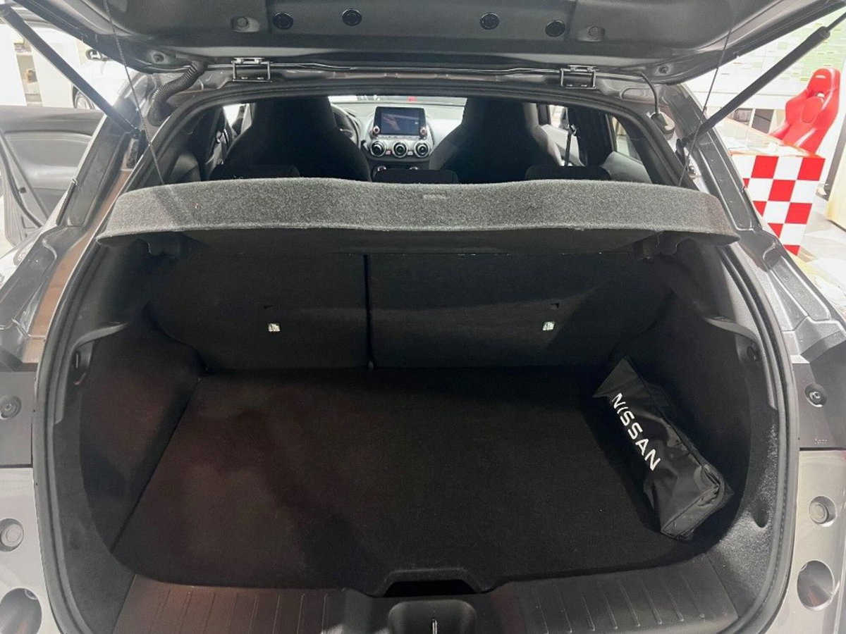 Nissan Juke 1.0 dig-t N-Connecta 114cv (8)
