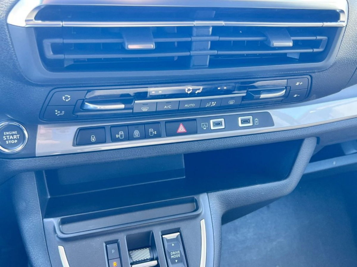 Fiat Ulysse 2.2 JTD Dynamic (12)