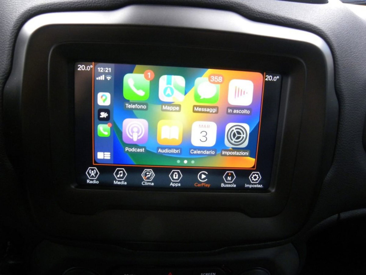 Jeep Renegade 1.5 Turbo T4 MHEV Limited (12)