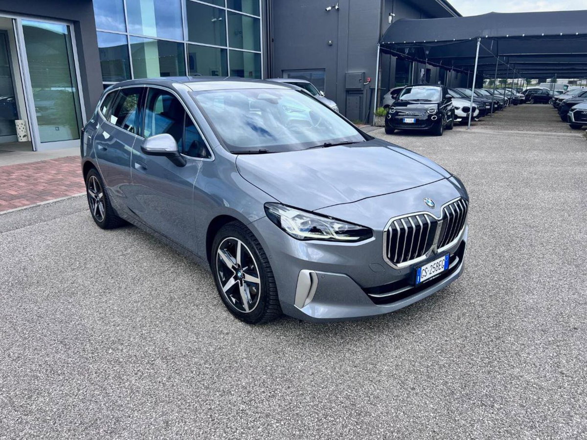 BMW Serie 2 Active Tourer 218d  Luxury auto