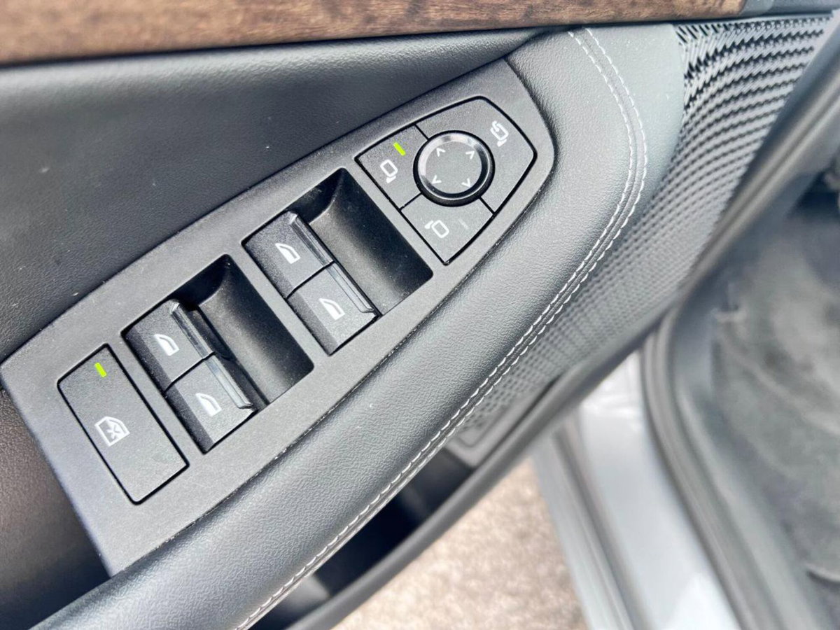 BMW Serie 2 Active Tourer 218d  Luxury auto (10)