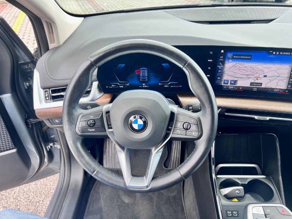 BMW Serie 2 Active Tourer 218d  Luxury auto (13)