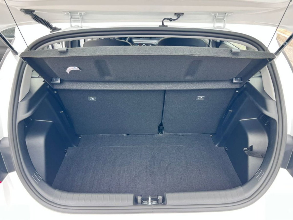 Hyundai i20 1.0 t-gdi Connectline 90cv mt (8)