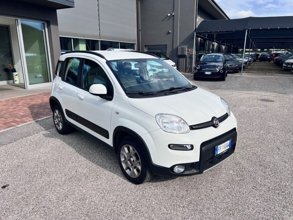 Fiat Panda 1.3 MJT 95 CV S&S 4x4 (2)