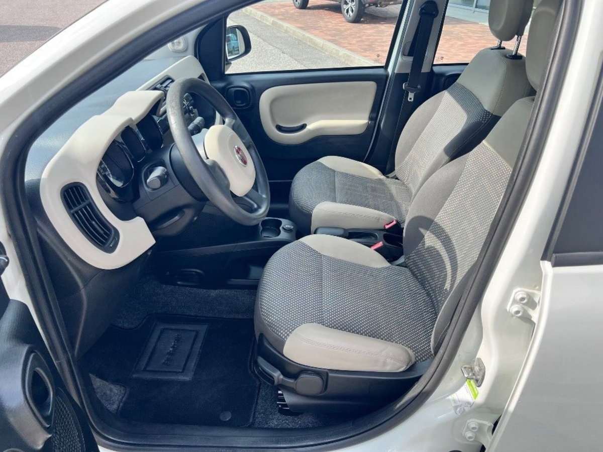 Fiat Panda 1.3 MJT 95 CV S&S 4x4 (5)