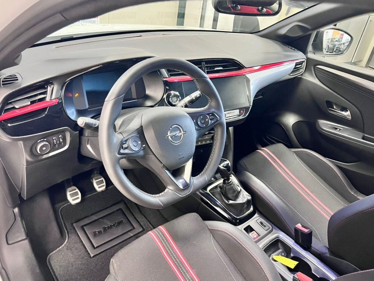 Opel Corsa 1.2 100 CV aut. GS Line (9)