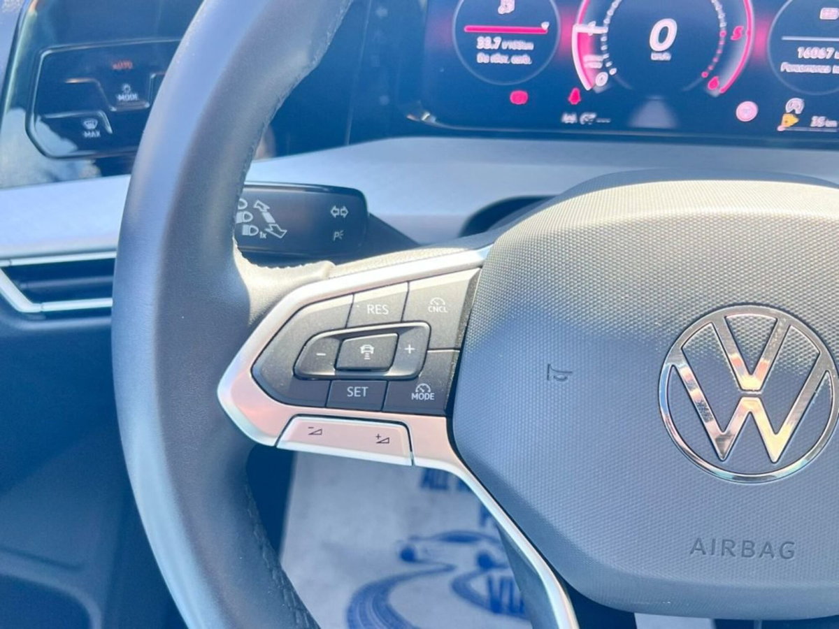 Volkswagen Golf 2.0 TDI SCR Life (15)
