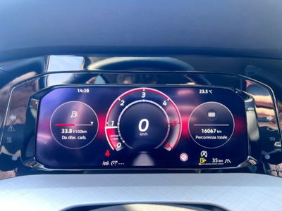Volkswagen Golf 2.0 TDI SCR Life (17)