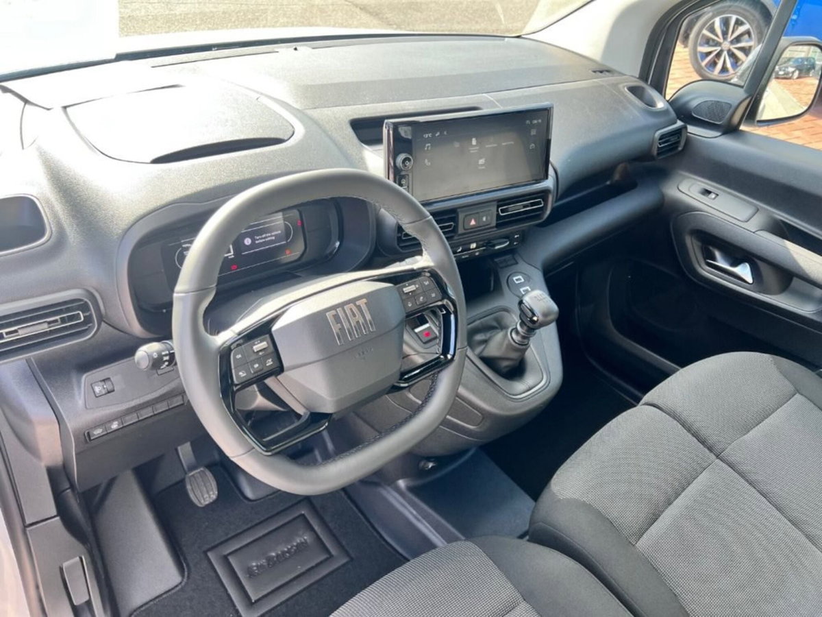 Fiat Doblò 1.5 d 100cv (9)