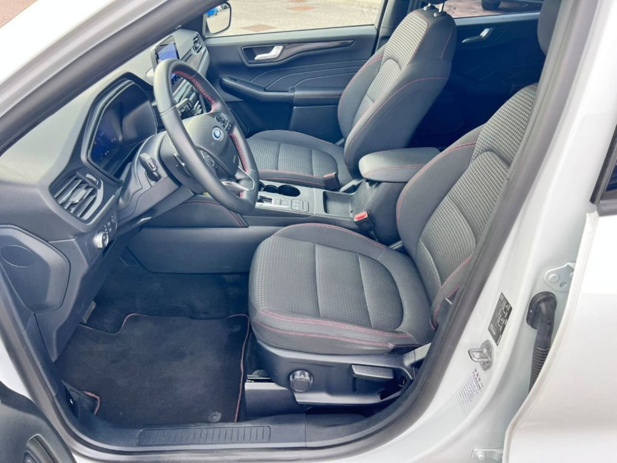 Ford Kuga 1.5 EcoBlue 120 CV aut. 2WD ST-Line (5)