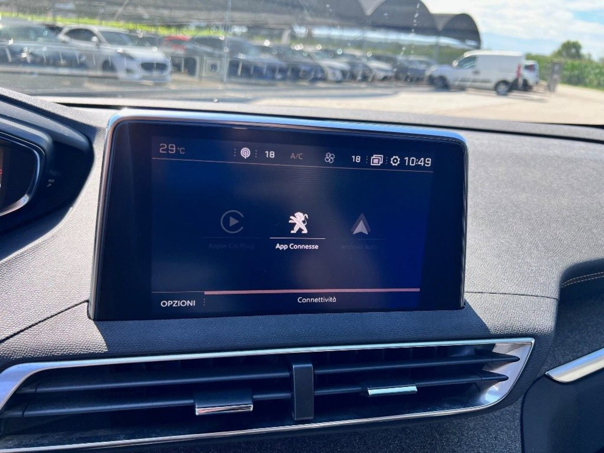 Peugeot 3008 BlueHDi 130 S&S EAT8 GT Line (15)