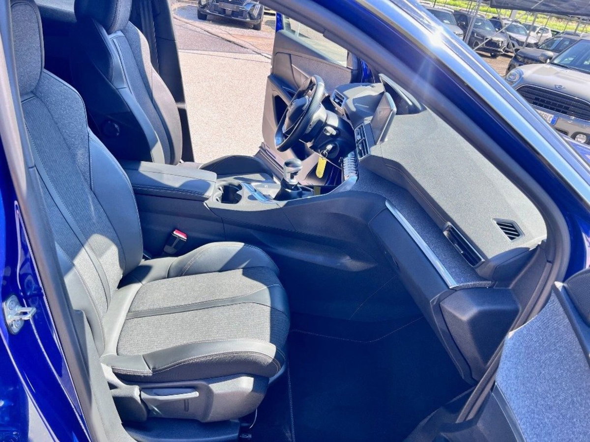 Peugeot 3008 BlueHDi 130 S&S EAT8 GT Line (6)
