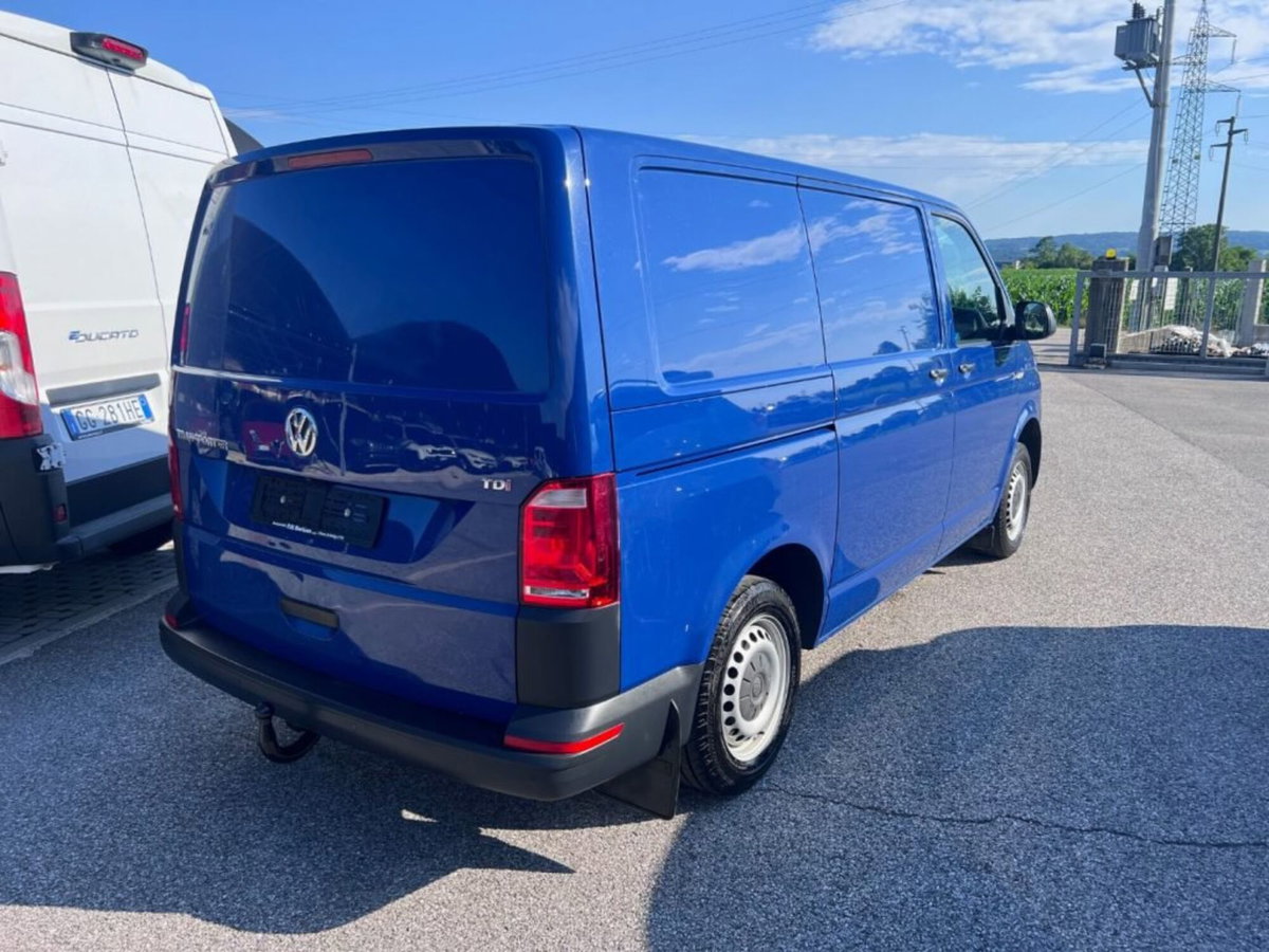 Volkswagen Veicoli Commerciali Transporter Furgone 2.0 TDI 150CV DSG PL Furgone (2)