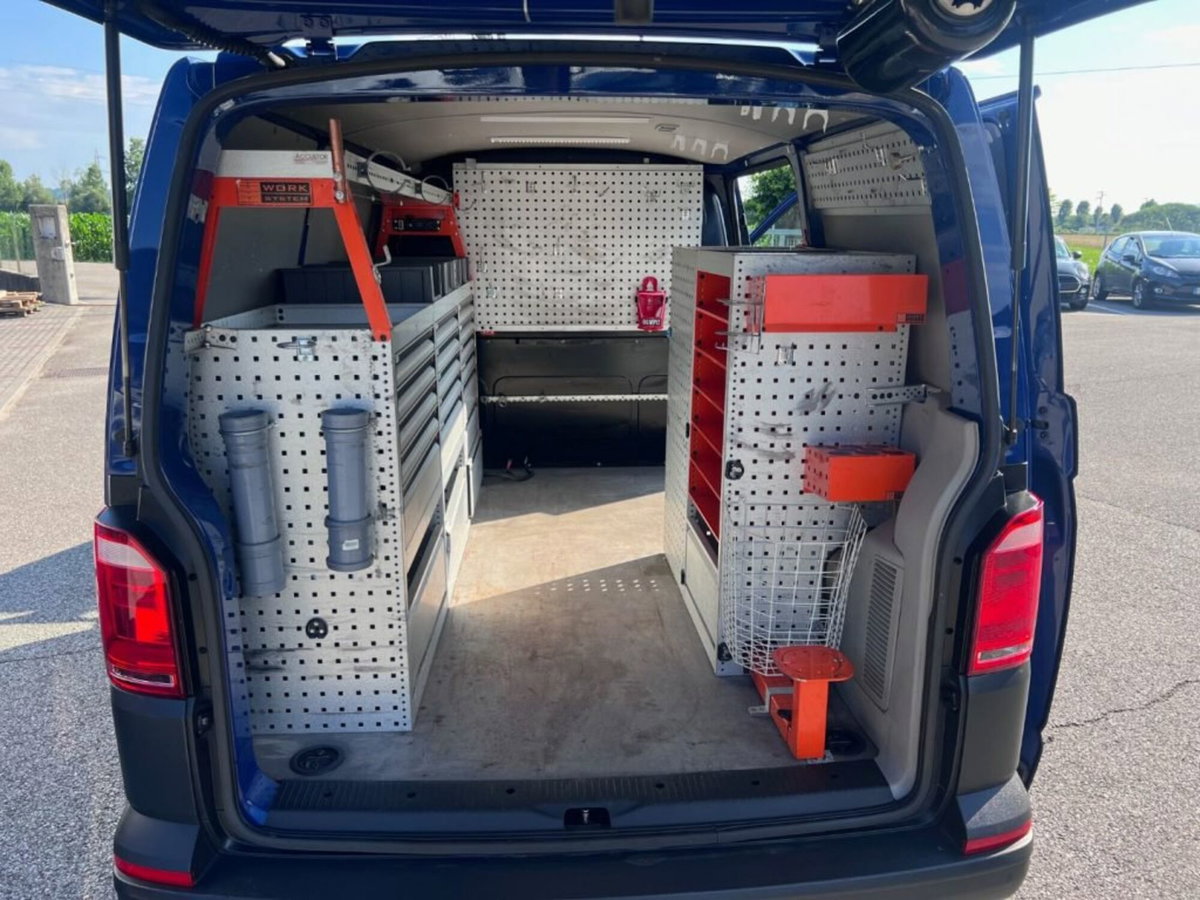 Volkswagen Veicoli Commerciali Transporter Furgone 2.0 TDI 150CV DSG PL Furgone (6)