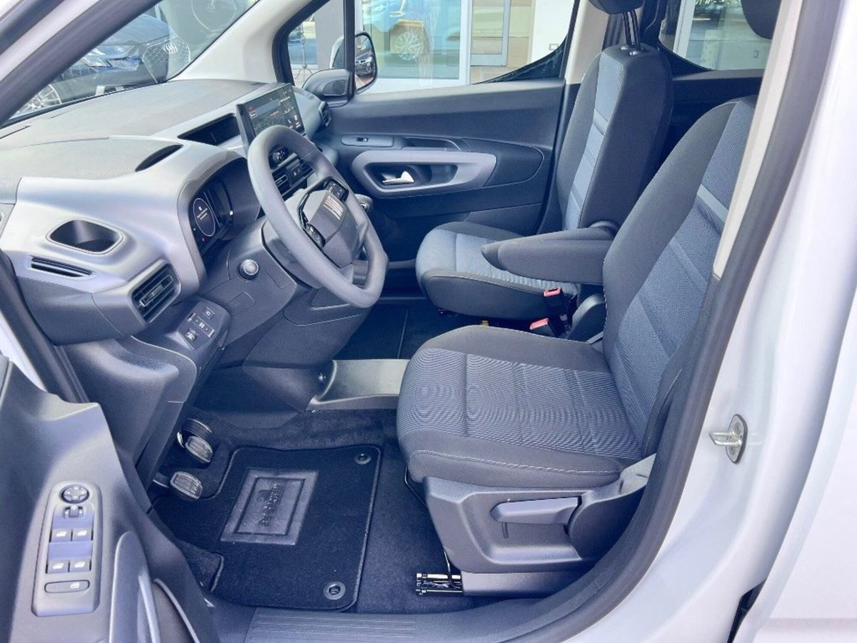 Fiat Doblò 1.5 d 130cv (5)