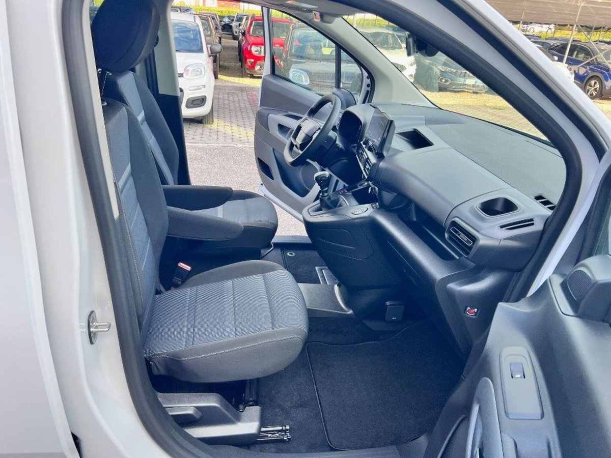 Fiat Doblò 1.5 d 130cv (7)