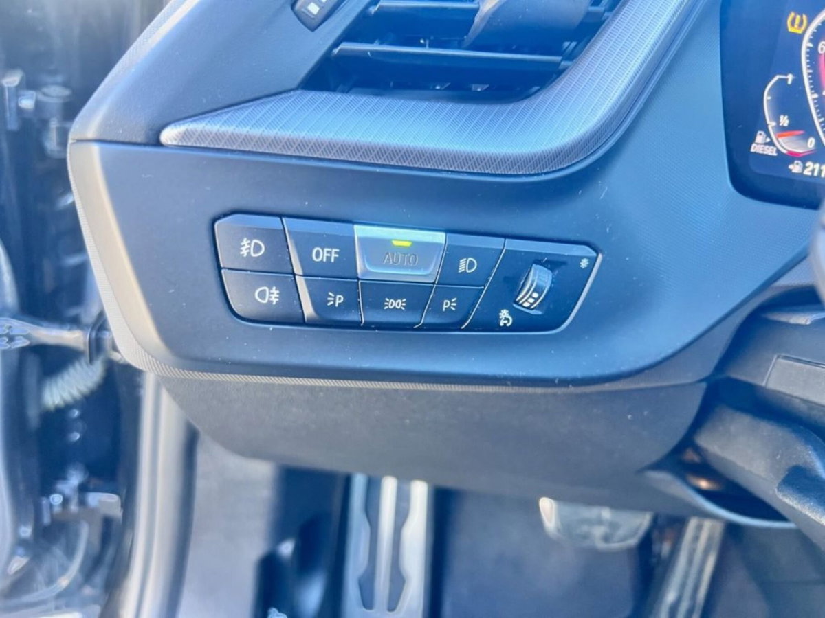 BMW Serie 1 5p. 118d 5p. Msport (17)