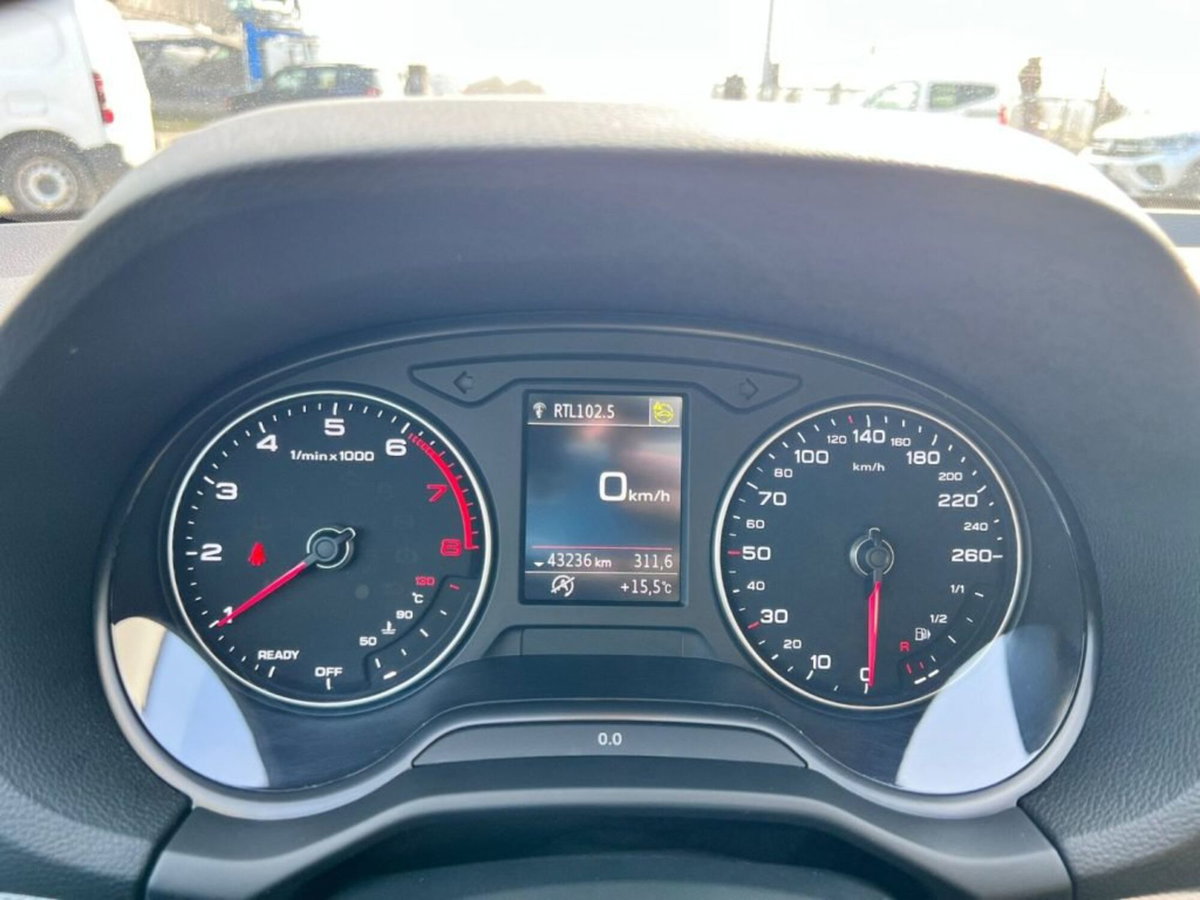 Audi Q2 Q2 30 TFSI Business (12)
