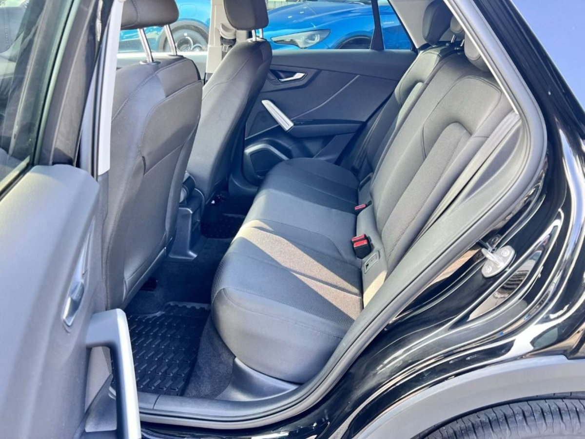 Audi Q2 Q2 30 TFSI Business (5)