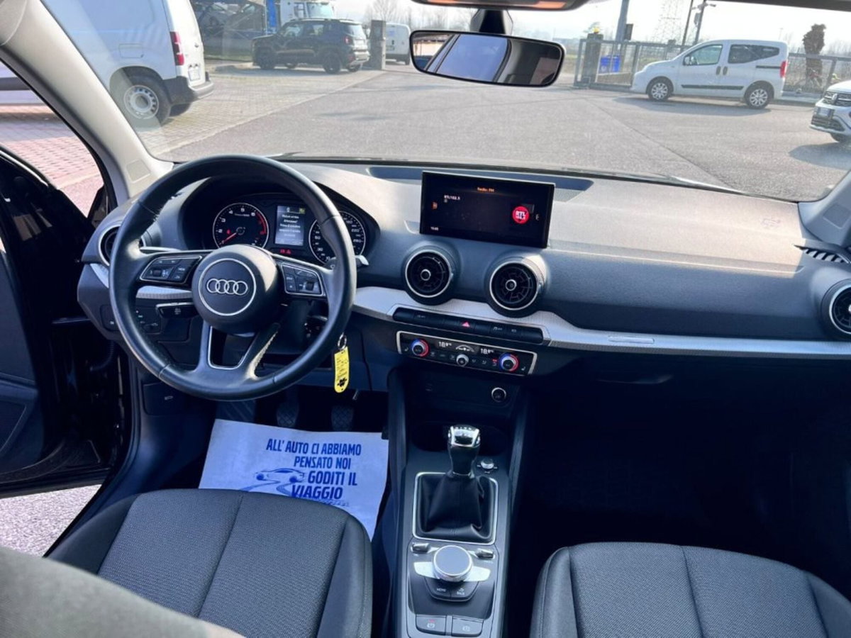 Audi Q2 Q2 30 TFSI Business (9)