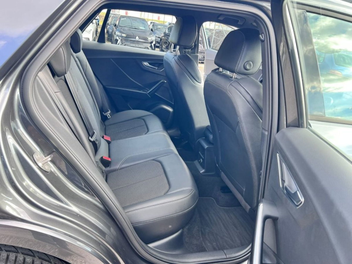 Audi Q2 Q2 35 TDI S tronic S line Edition (7)