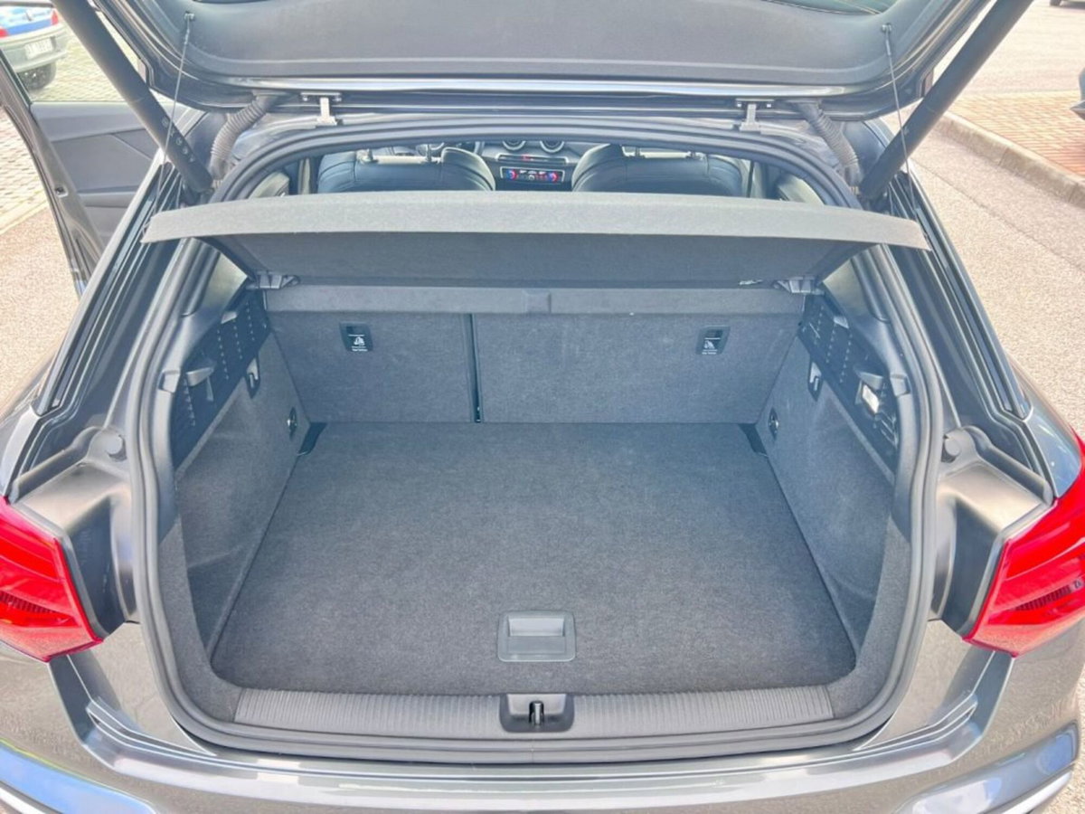 Audi Q2 Q2 35 TDI S tronic S line Edition (9)