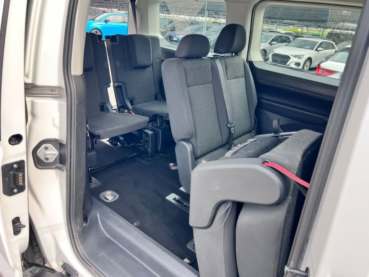 Volkswagen Caddy 2.0 TDI 122 CV Style Maxi (11)