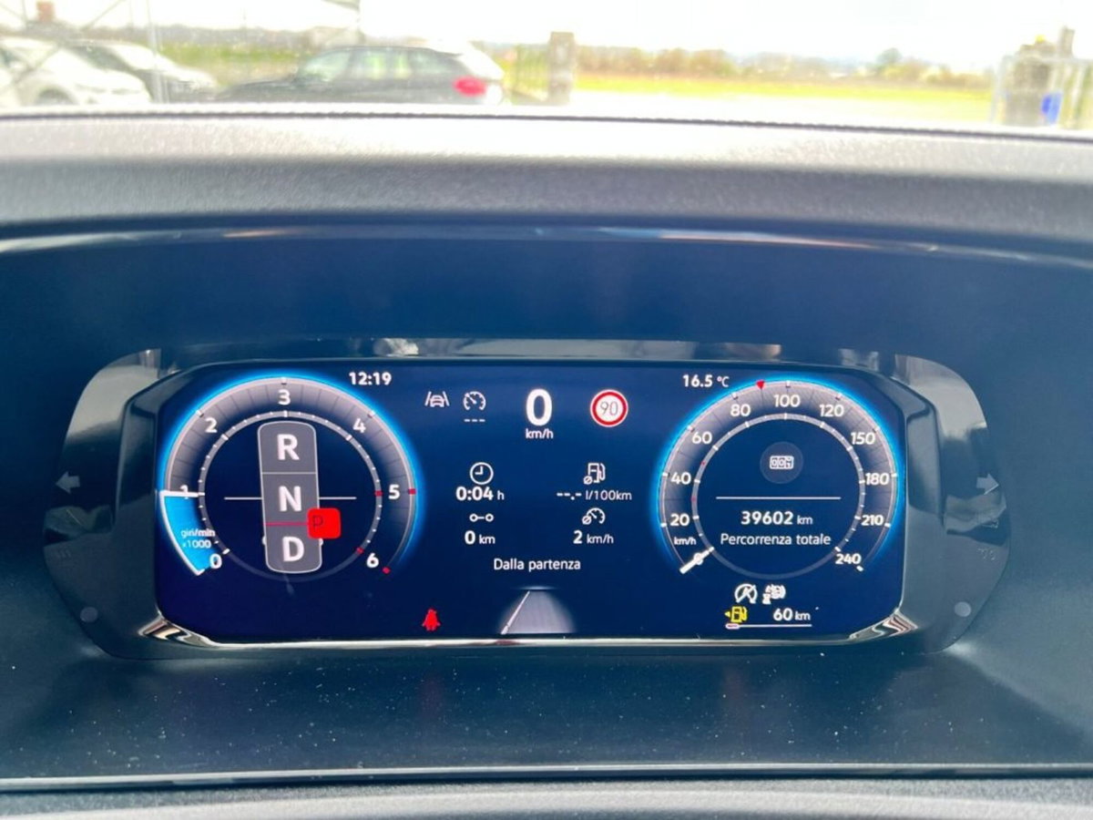Volkswagen Caddy 2.0 TDI 122 CV Style Maxi (13)